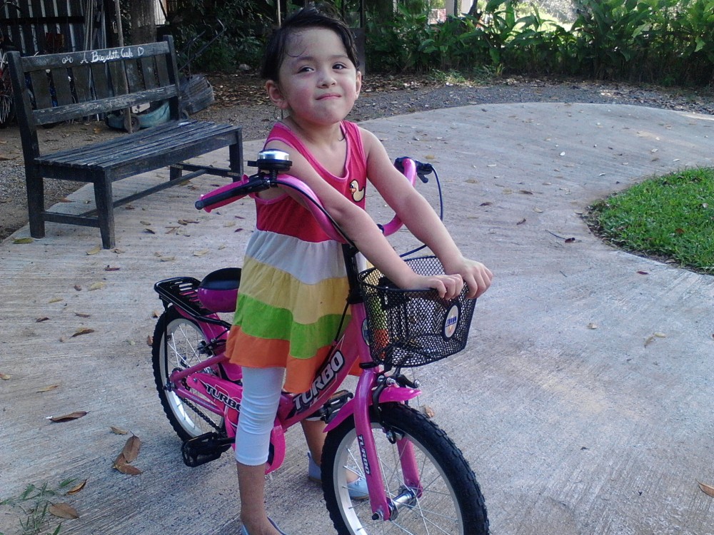 apprendre à faire du vélo à un enfant